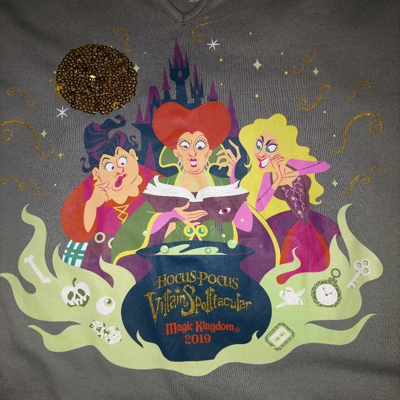 Disney Tops - Hocus Pocus shirt